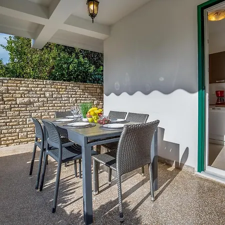 Abbalina بيتريتْشاني