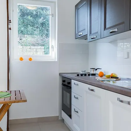 Abbalina Guest house 3*